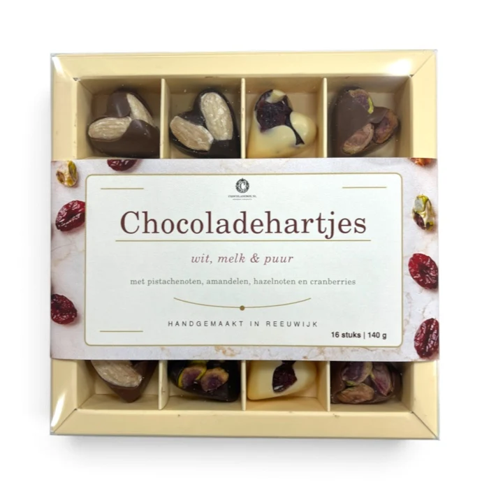 Luxe Chocoladehartjes met Hele Noten & Cranberries – 16 stuks