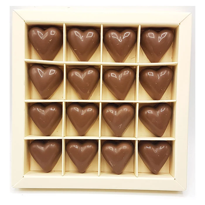 Chocoladehartjes – 16 Massieve Melkchocolade Hartjes