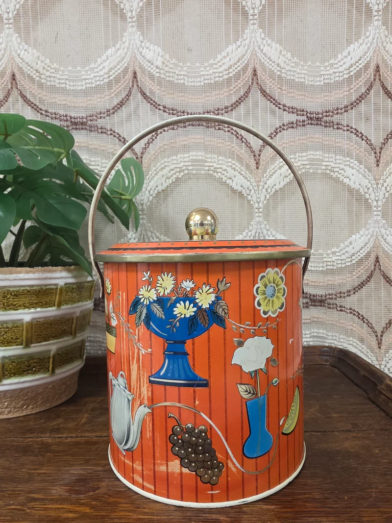 Vintage Baret Ware Art Grace blik met hengsel
