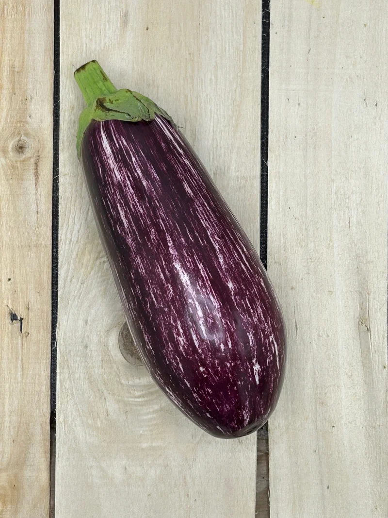 Aubergine Graffiti / pièce (+/-300gr)