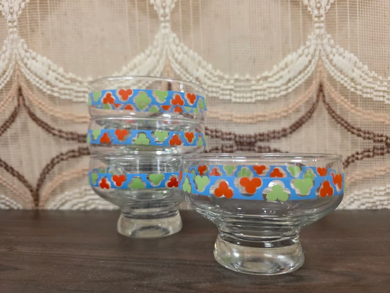Vintage dessertschaaltjes op voet set van 4