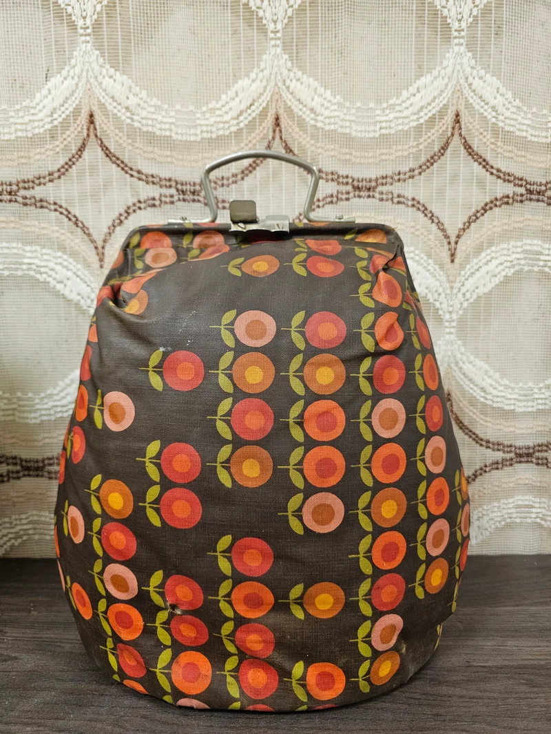 Vintage theebeurs met knip van Nelle bruin met bloemen