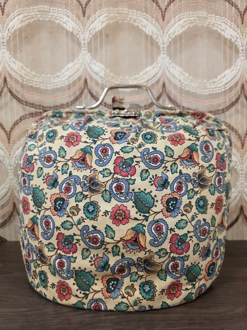 Douwe Egberts theebeurs bloemenprint met knip