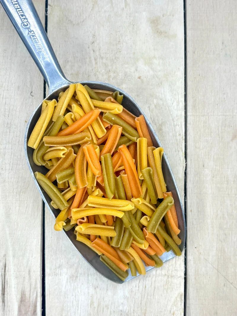 Casarecce tricolores sans gluten (lentilles, petit pois et pois chiches) +/- 250gr