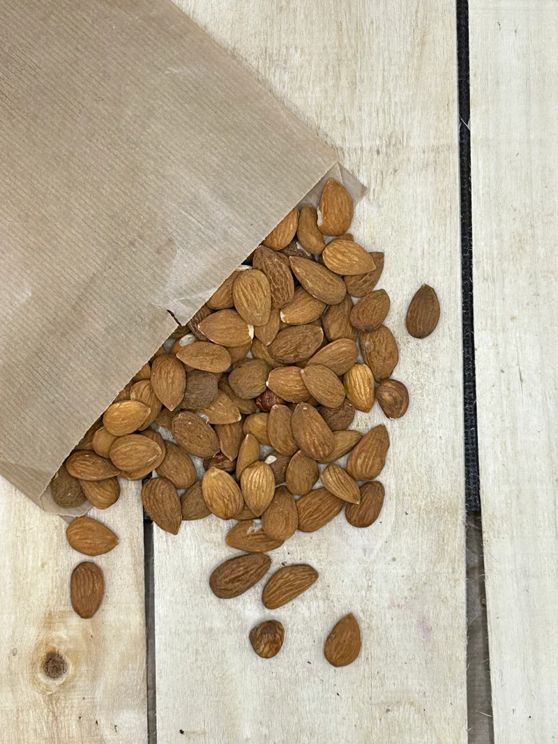 Amandes +/- 250gr