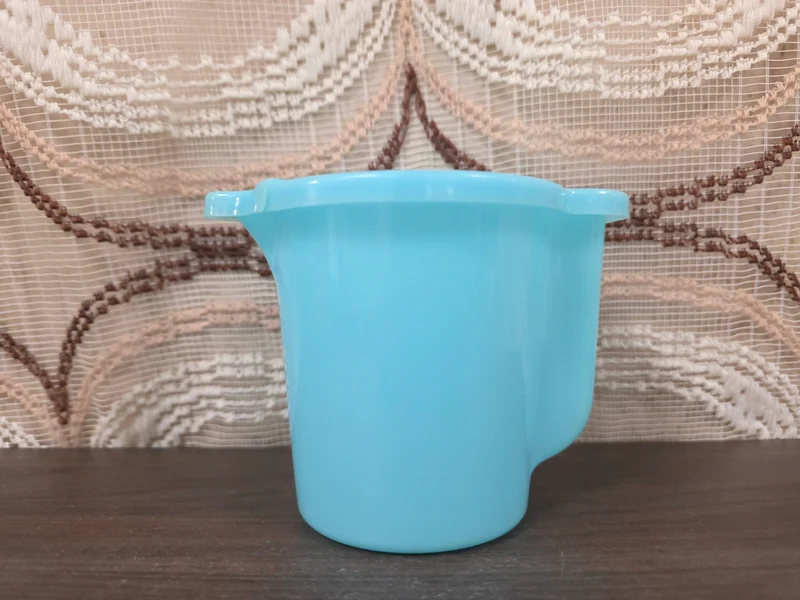 Vintage Tupperware kannetje pastel blauw