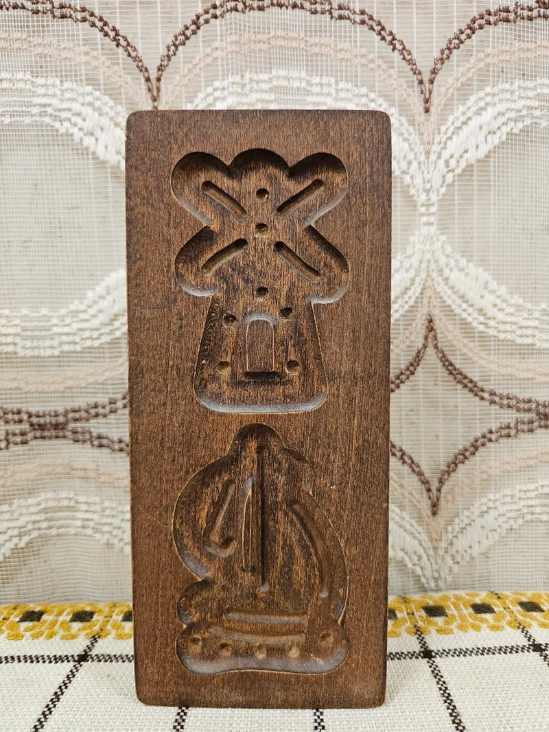 Vintage houten speculaasplank – molen en schip – 23,5 x 11 cm
