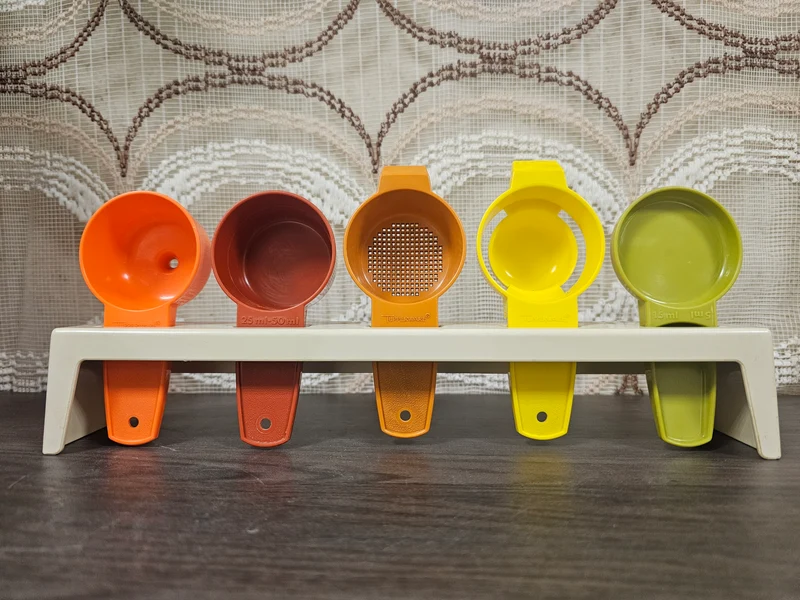 Tupperware keukenhulpjes lepels