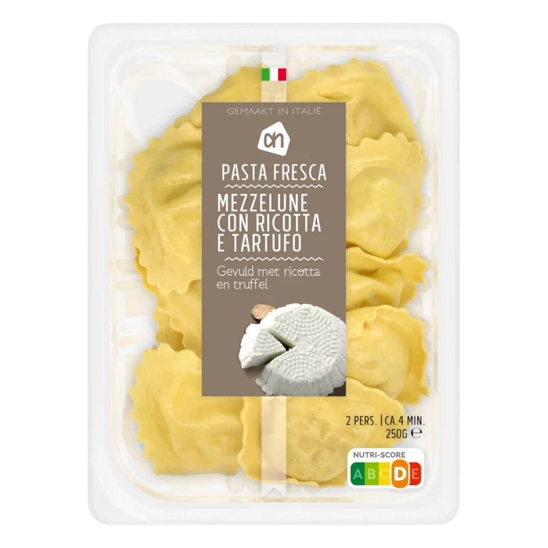 Mezzelune ricotta tartufo