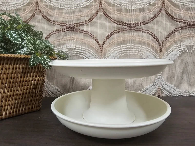 Tupperware etagere creme