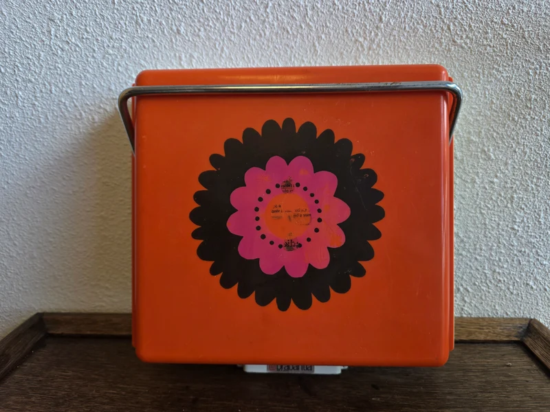 Brabantia Patrice keukenweegschaal wandmodel - vintage oranje