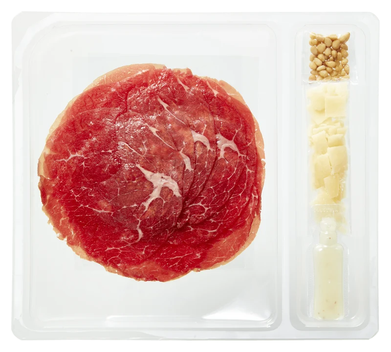 Carpaccio kaas pijnboompit dressing
