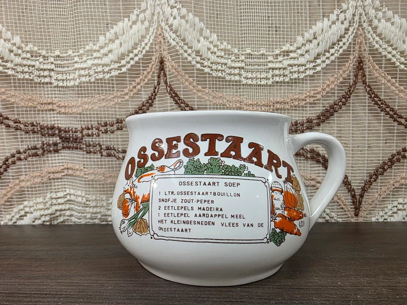 Vintage witte soepkom Ossenstaart