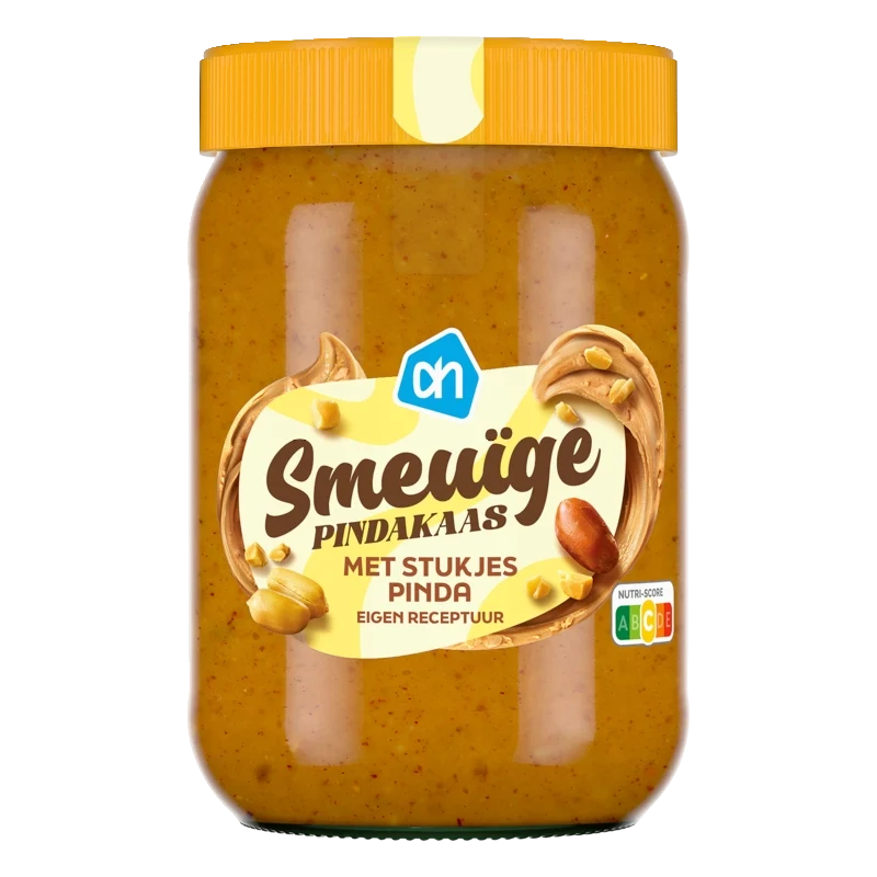 Smeuïge pindakaas stukjes noot