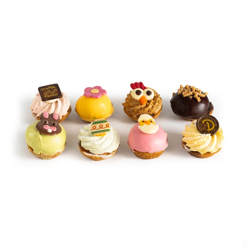 Paas Petit Four