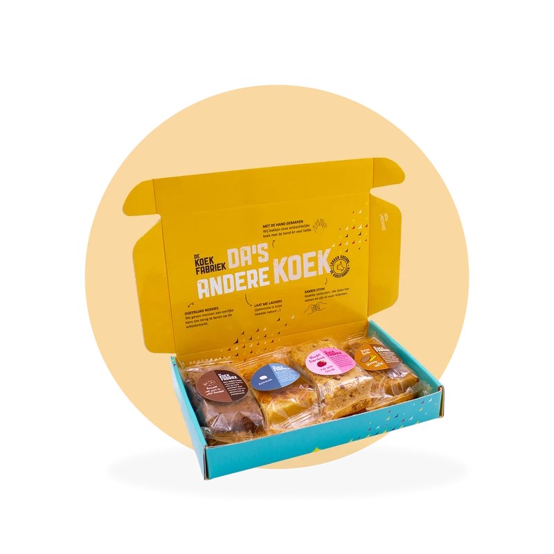 BRIEVENBUSDOOSJE BLONDIE, BROWNIE, BOTERKOEK EN BOTERKOEK STROOPWAFEL