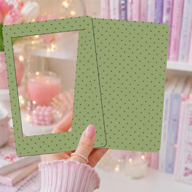 E-reader Insert-Skin | Green Dots