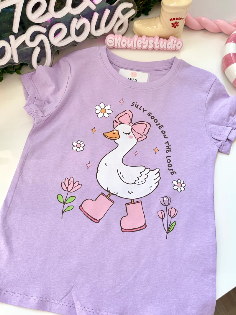 T-Shirt | Silly goose on ( Pre-Order)