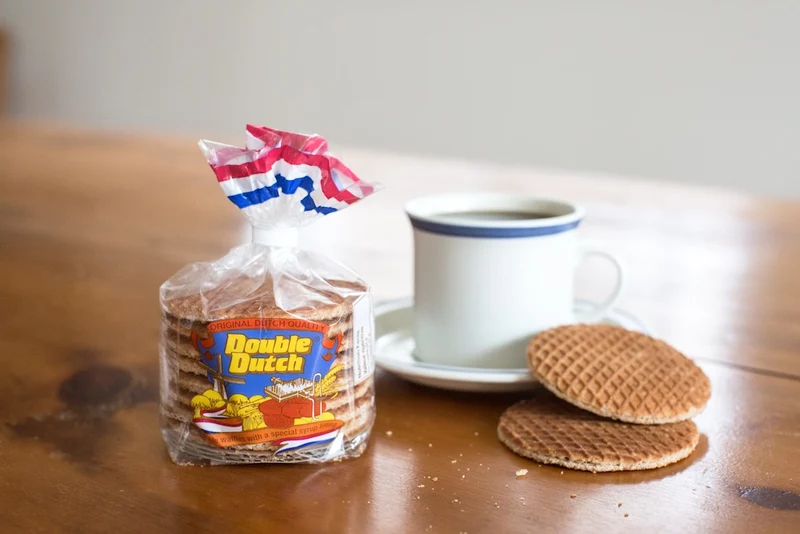 Double Dutch Original Syrup Wafers 272g