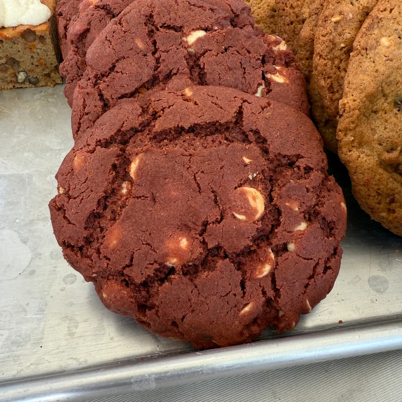 Red velvet cookie